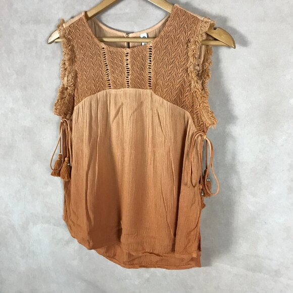American Rag Le Femme Dip Dye Glow Boho Fringe Top NEW XS - Picture 2 of 6